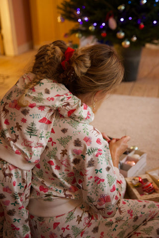 Cozy Christmas Sweatset (Kids), Mistletoe