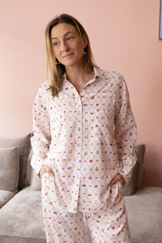 Danish Christmas Pyjamas med motiv af Annemette Voss
